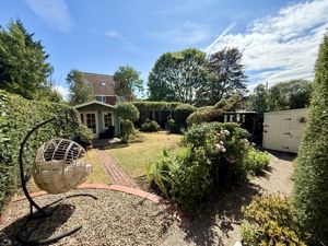 Photo 5- click for photo gallery